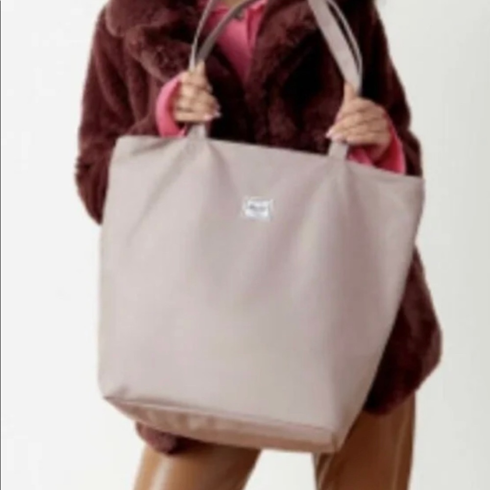 NWT HERSCHEL SUPPLY CO - Mica Tote